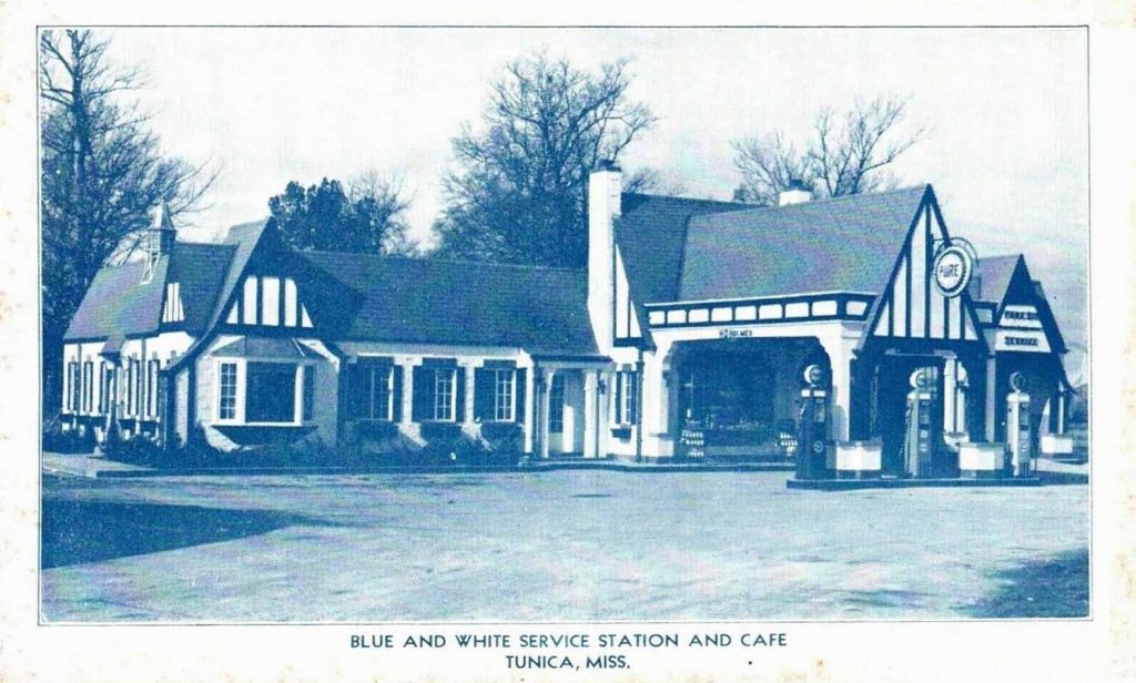 Blue and White Restaurant in Tunica, Mississippi on Highway 61 Down